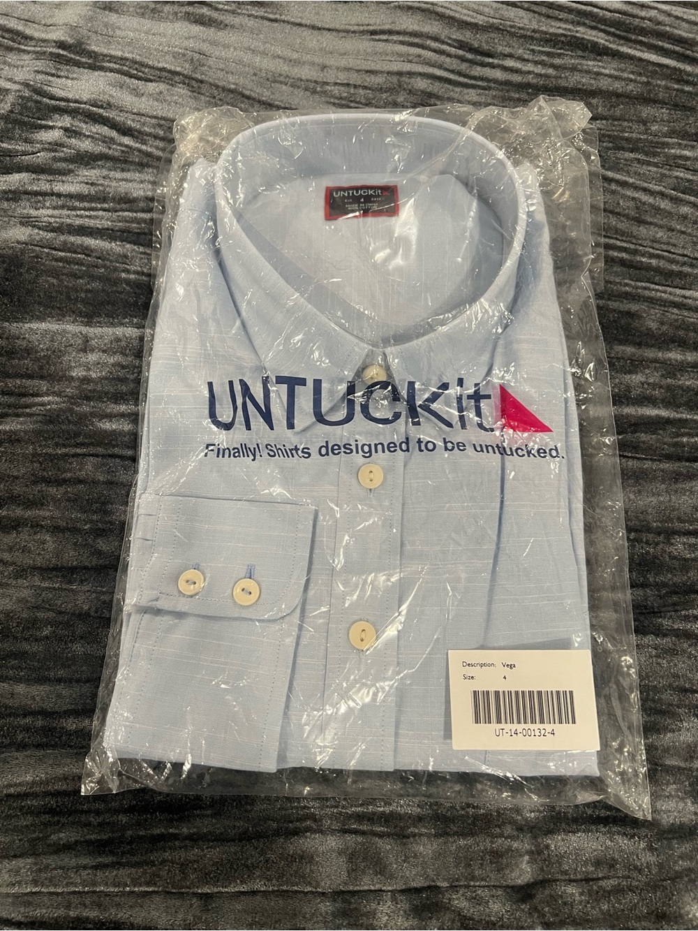 UNTUCKit Women Light Blue Dress Shirt - Spread Collar Size 4